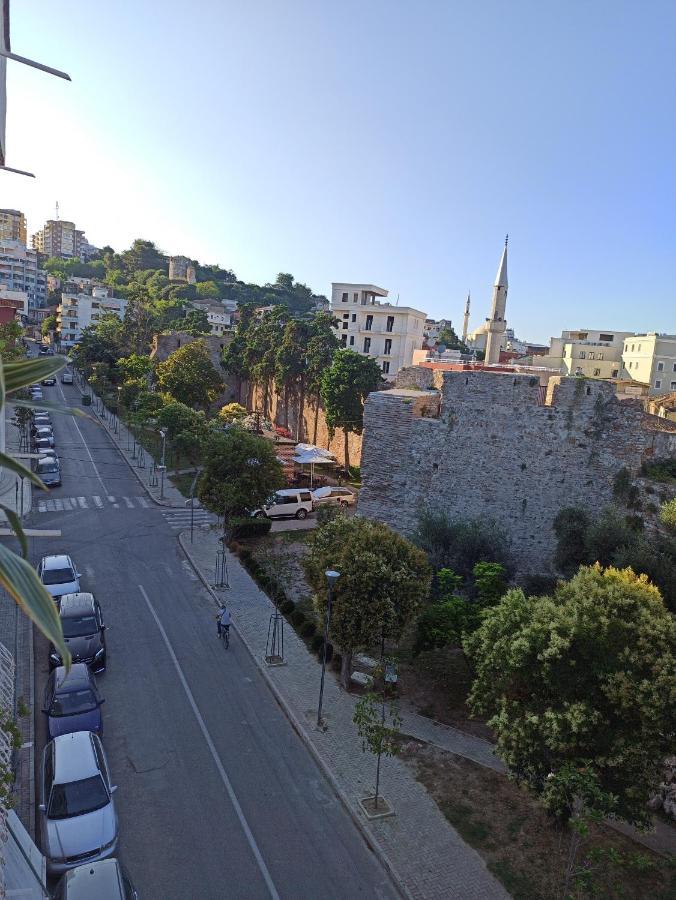 Lukas Apartament Vollga Durrës Kültér fotó