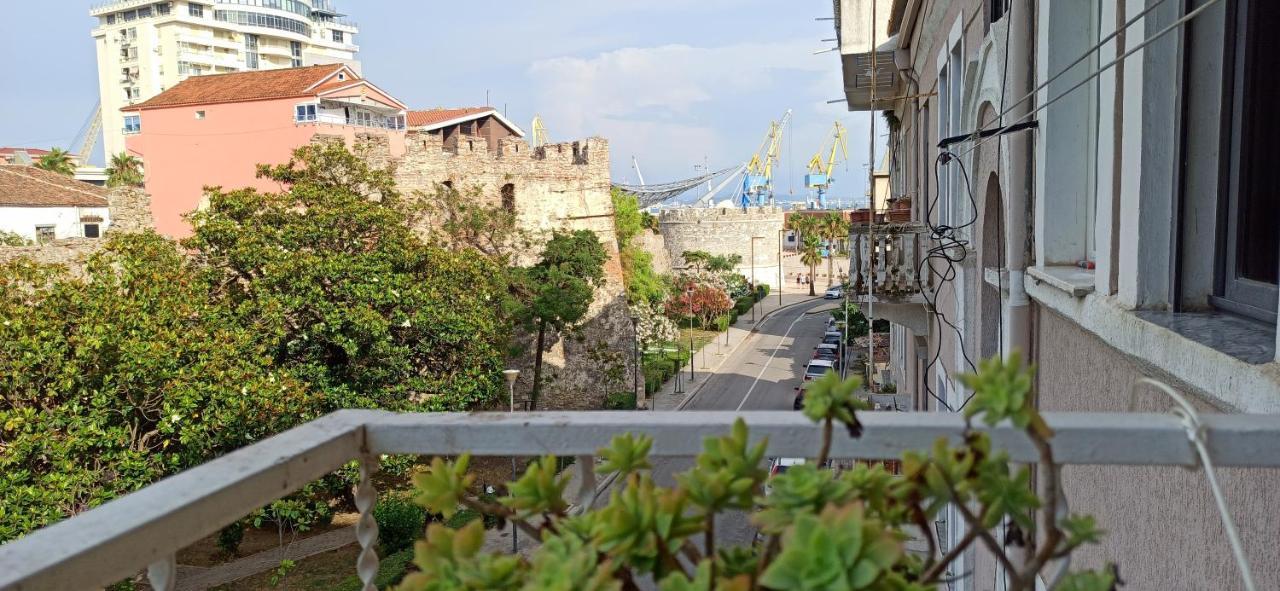 Lukas Apartament Vollga Durrës Kültér fotó