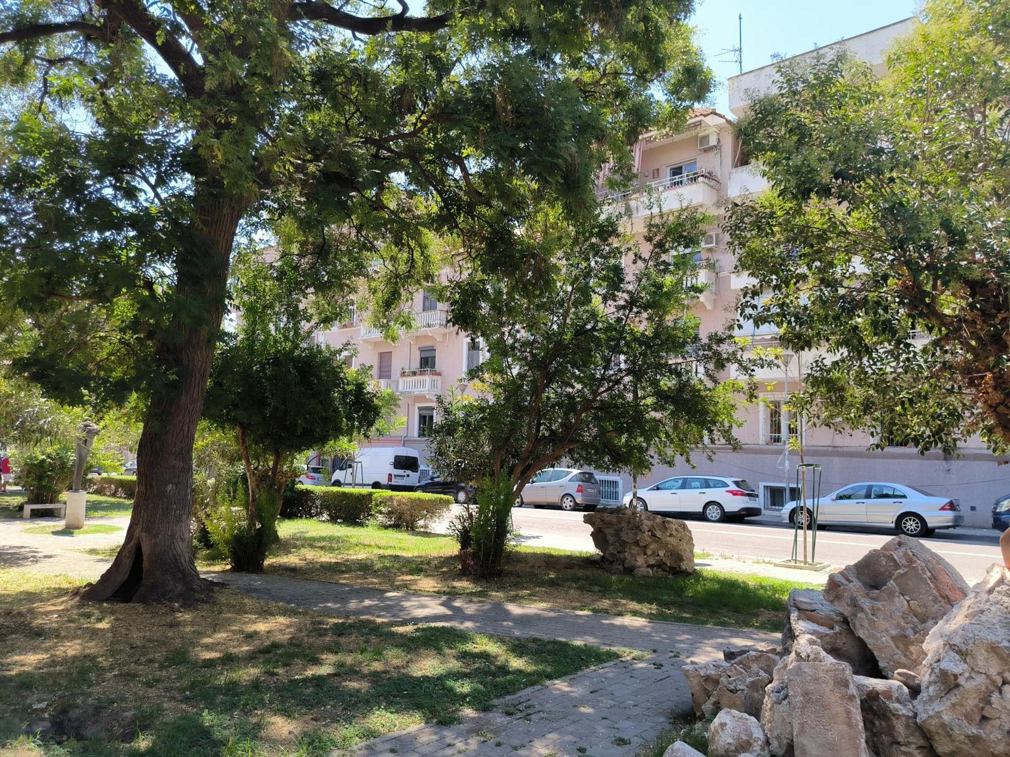 Lukas Apartament Vollga Durrës Kültér fotó